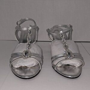 Michaelangelo Meg Silver Rhinestone Detail Special Event Womens Size 9.5